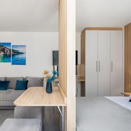 Loriana Apartman Makarska